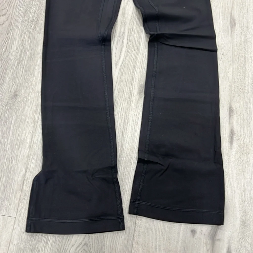lululemon Align™ High-Rise Mini-Flare Pant Short - Picture 6 of 13